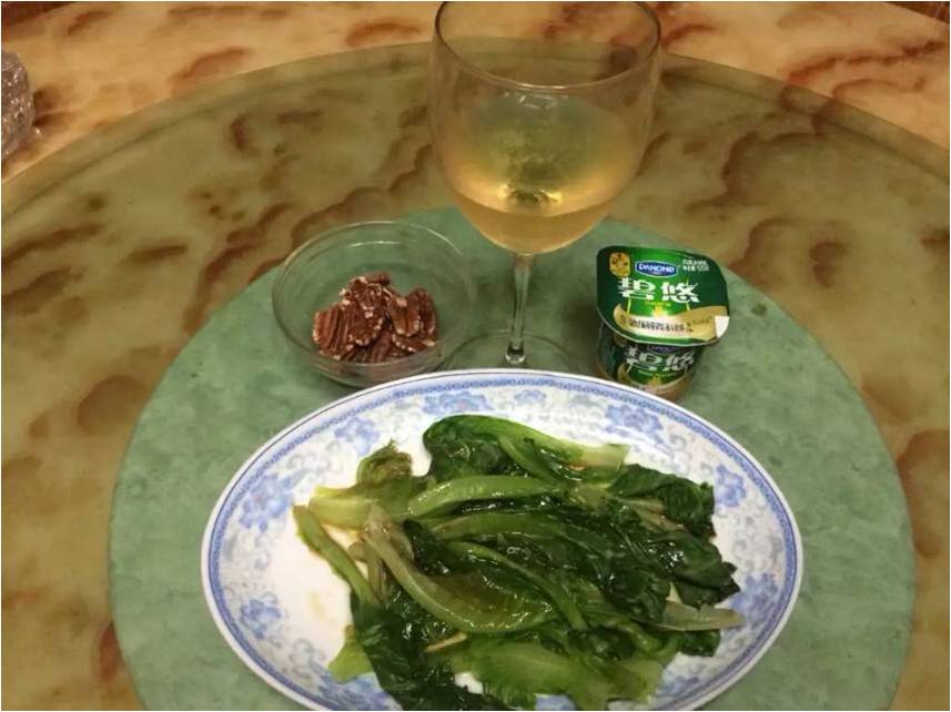 這是我的營養(yǎng)餐，還是你的營養(yǎng)餐，給你的作物也做做營養(yǎng)餐吧